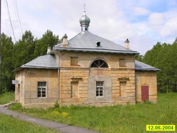 Церковь Покрова Пресвятой Богородицы в поселке Шапки