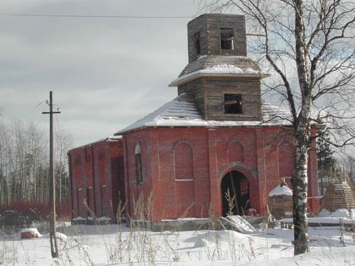 Поселок Ушаки. Церковь Казанской иконы Божией матери