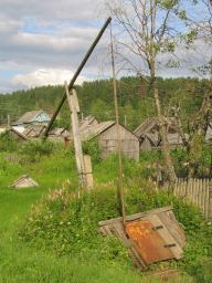 Поселок Шугозеро. Колодец с журавлём
