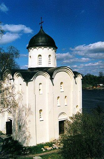 Староладожская крепость. Церковь Святого Великомученика Георгия Победоносца
