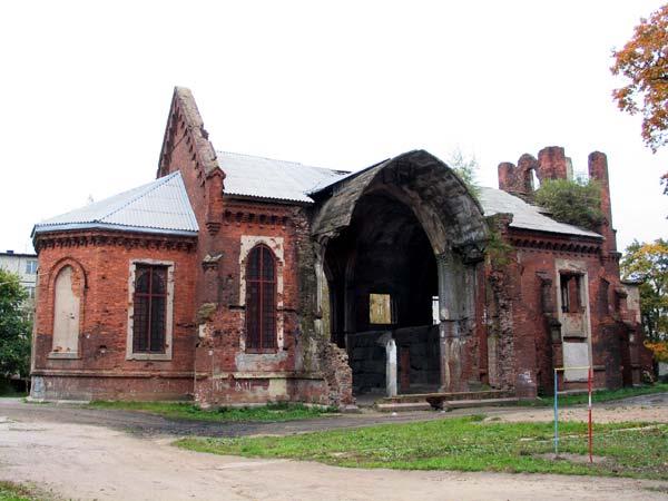 Костел Кармелитской Божией Матери в городе Гатчина