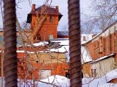 Стекольный завод Ритинга в городском поселке Дружная Горка