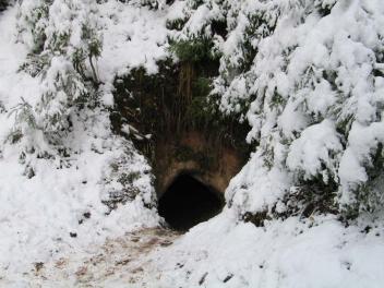 Корповские пещеры
